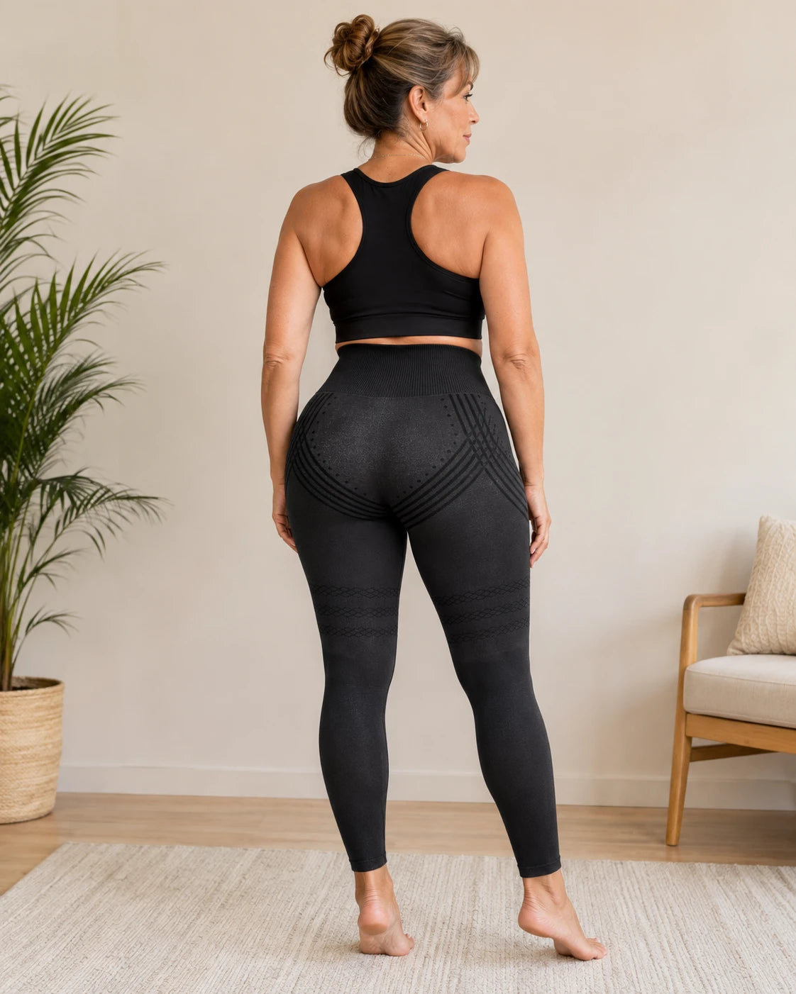 Verified customer wearing the 3D Sculpting Leggings